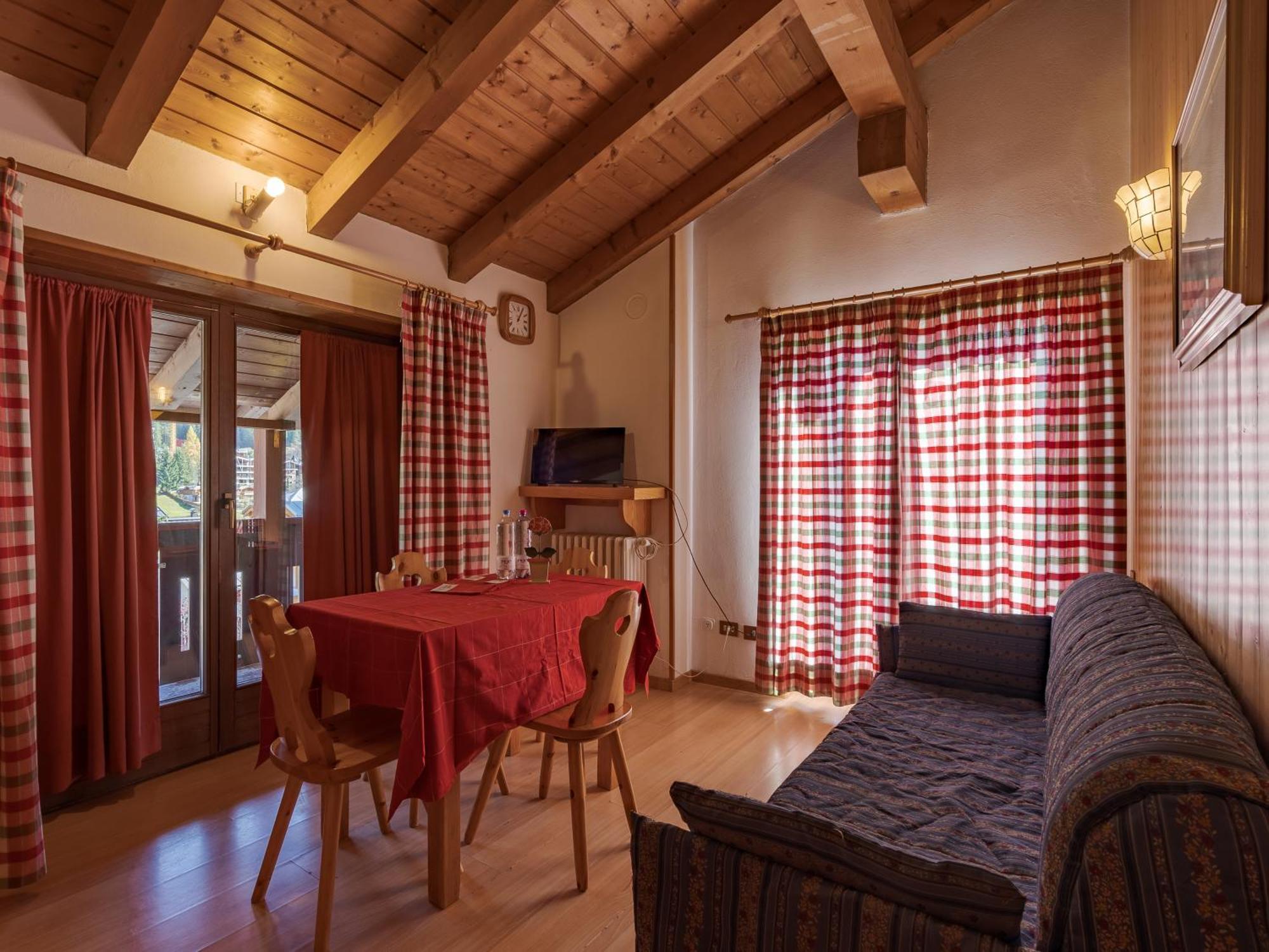 Residenza 3-Tre Aparthotel Madonna di Campiglio Bagian luar foto